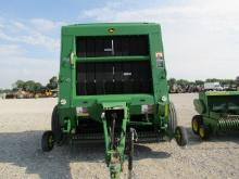 4916 569 JOHN DEERE ROUND BALER W/1000 PTO & MON 15050 BALES W/NET WRAP 2015 MODEL S/N:1E00569XJF...