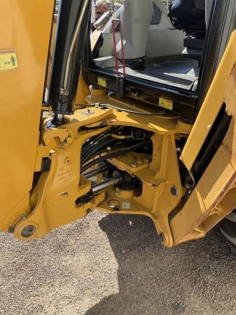 Caterpillar 420E Backhoe Loader