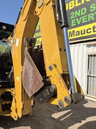 Caterpillar 420E Backhoe Loader