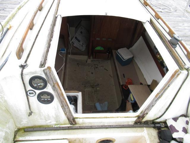 1978 JENSEN CAL 25' SAILBOAT - PORTLAND, OR