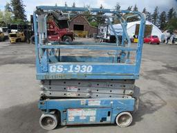 GENIE GS-1930 SCISSOR LIFT