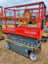 SKYJACK SJIII 3219 ELECTRIC SCISSOR LIFT