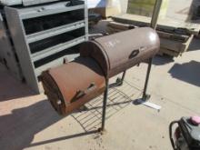 Lot Of Grill/Smoker