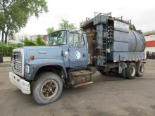 1991 FORD L9000 T/A VAC TRUCK