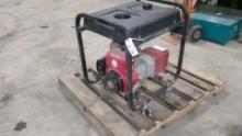 COLEMAN 5000 WAT 120 / 220 VOLT GENERATOR-OK