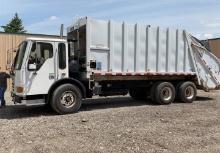 2003 Freightliner Condor Trash Truck