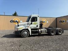 2014 Freightliner Cascadia Day Cab Truck Tractor