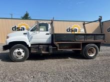 2000 Chevrolet C6500 Flatbed Truck