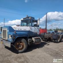 SEMI TRACTOR, 1974 MACK MODEL RL797LST, ENDTB 866 ENGINE, SPICER SST-6 TRANSMISSION, TANDEM REAR AXL