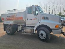 2005 STERLING WATER TRUCK VN:N44206 powered by Cat diesel engine, equipped with automatic