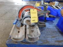 LOT: Gearench ZV55 Friction Vise & Accessories