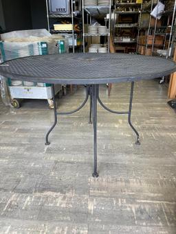 Round Wrought Iron Outdoor Patio Table