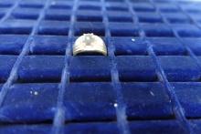10 YELLOW GOLD WITH BLUE STONE AND DIAMOND CHIPS 3.5 DWT SIZE 10.5