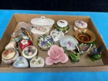Porcelain and ceramic trinket boxes