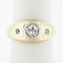 Men's Vintage 14K Gold 0.62 ctw 3 Stone Diamond Domed Polished Wedding Band Ring