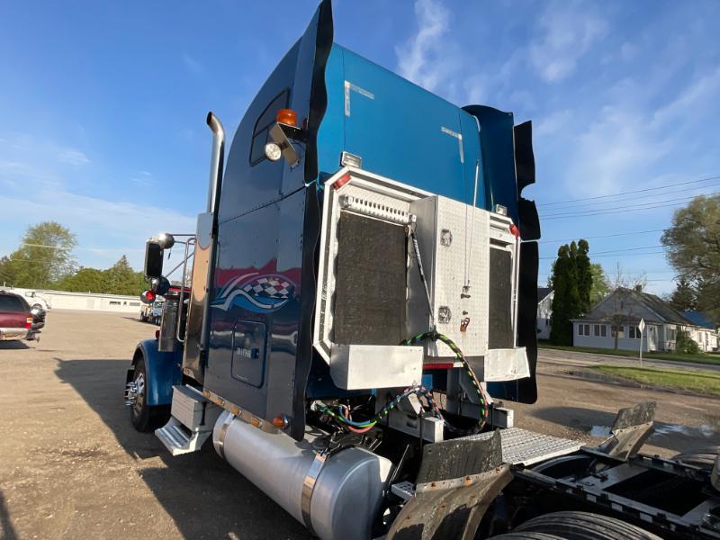 1997 Freightliner FL120 Sleeper