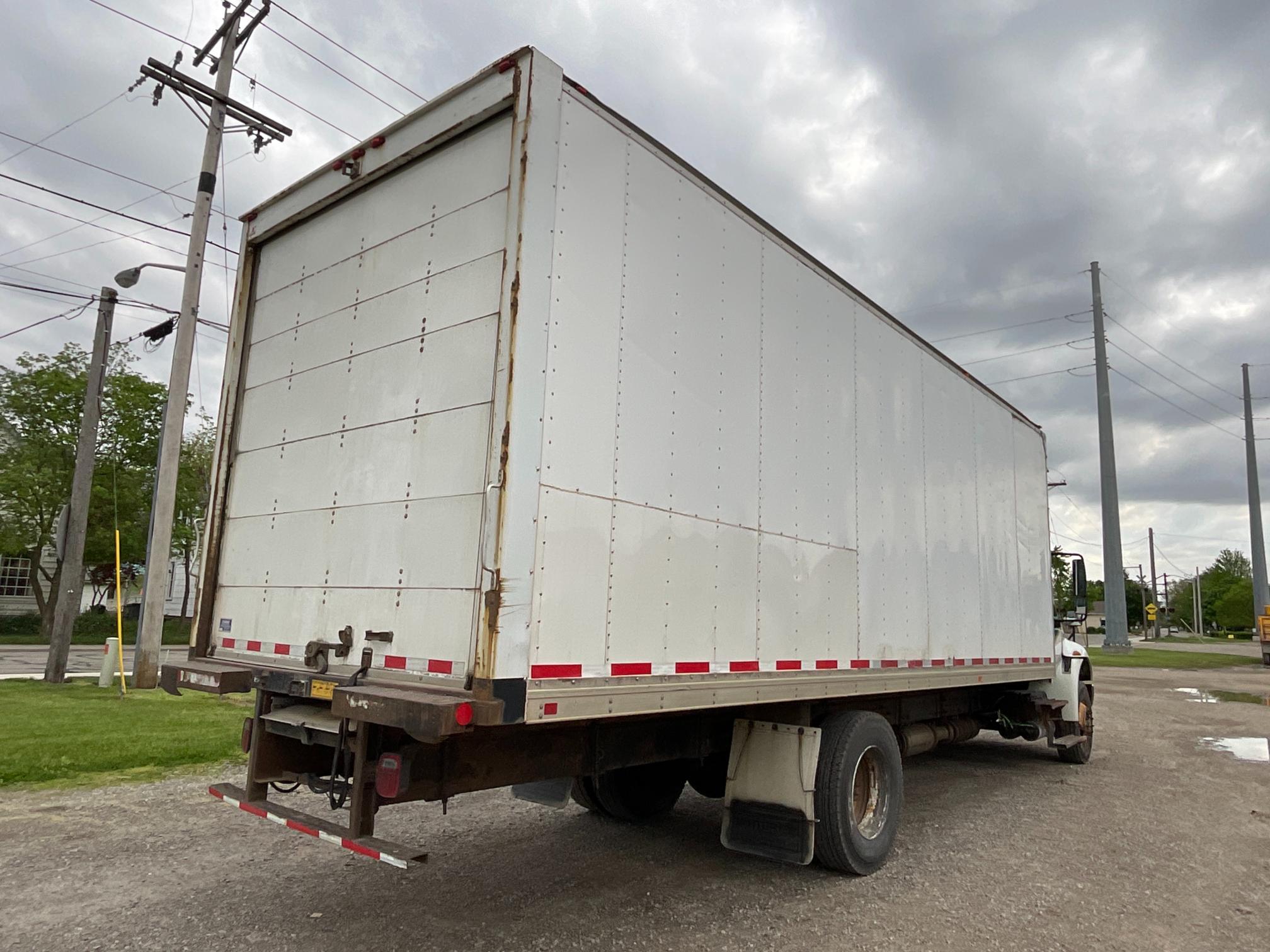 2015 International 4300 Box Truck