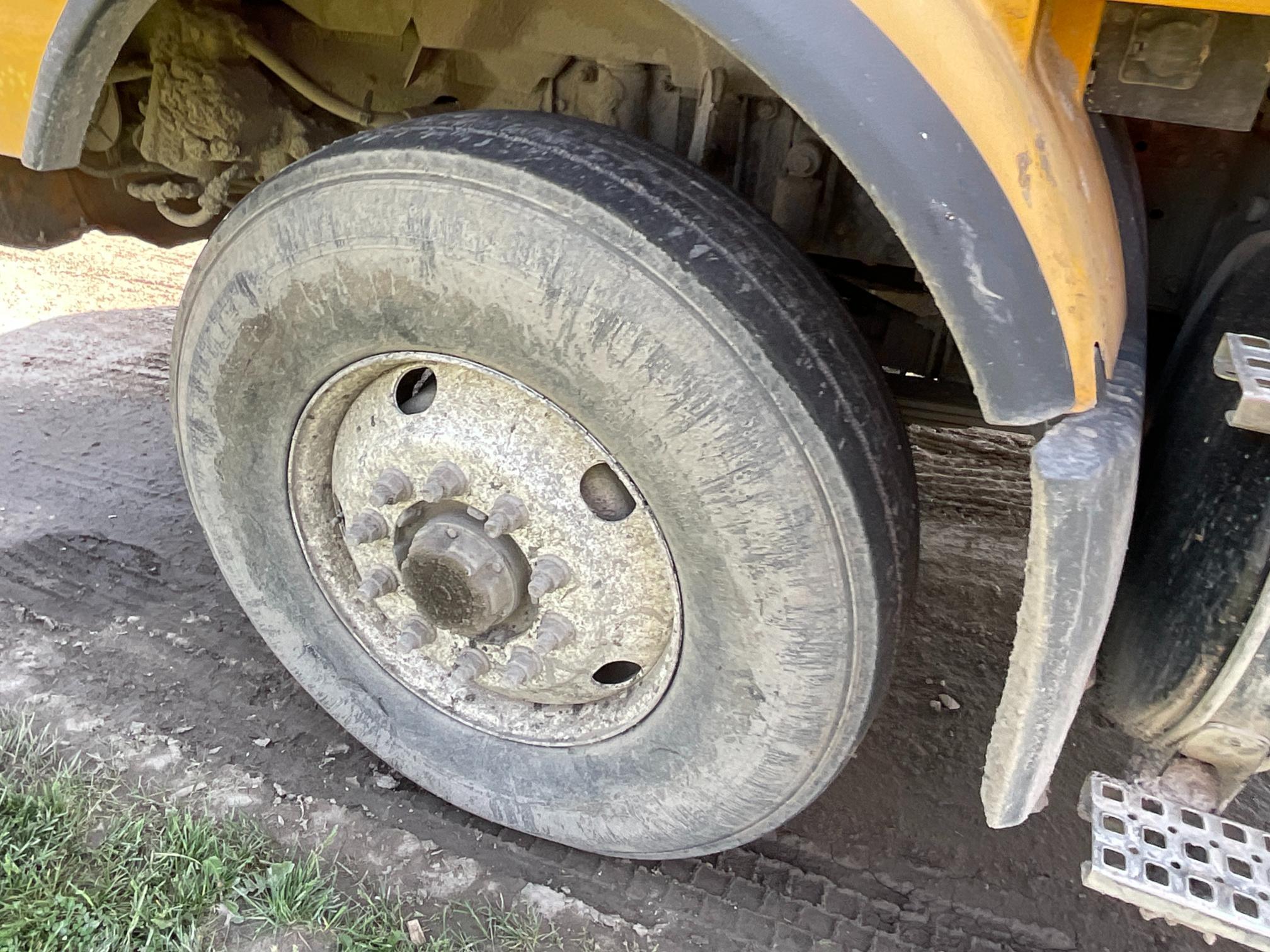 2003 Volvo VHD Dump Truck