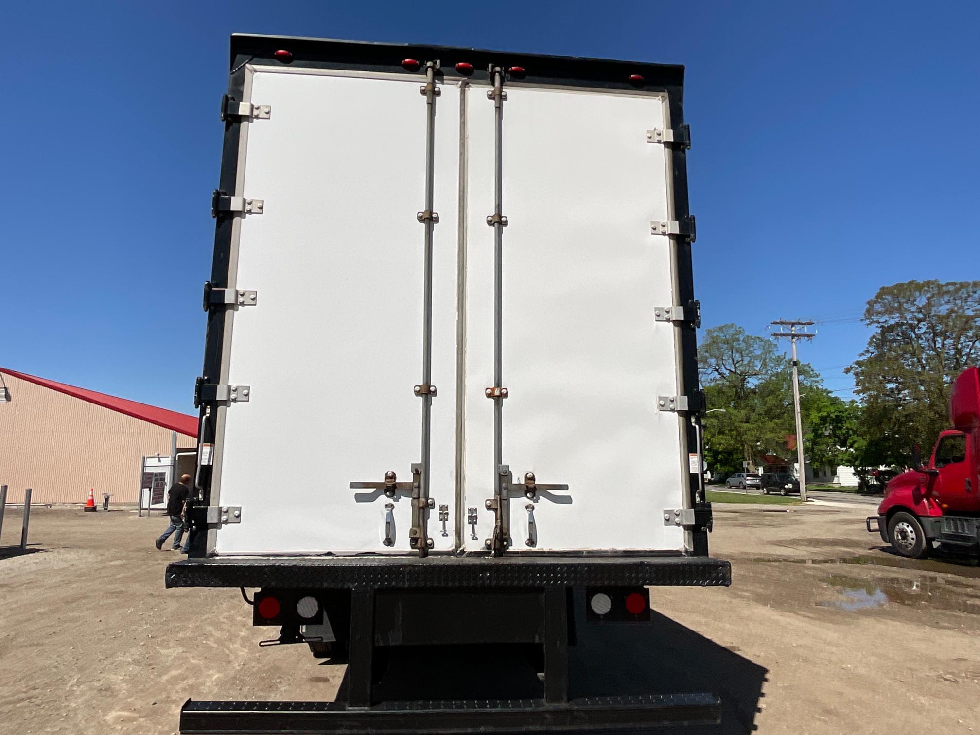 2019 Freightliner M2106 Box Truck