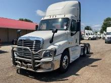 2018 Freightliner CA125 Day Cab