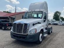 2017 Freightliner CA125 Day Cab