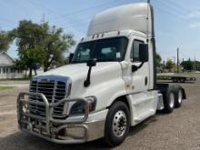 2018 Freightliner CA125 Day Cab