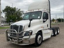 2018 Freightliner CA125 Day Cab