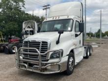 2018 Freightliner CA125 Day Cab