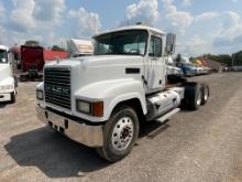 2001 Mack CH600 Day Cab