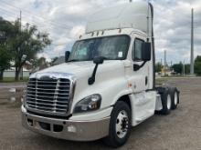 2017 Freightliner CA125 Day Cab