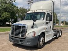 2017 Freightliner CA125 Day Cab