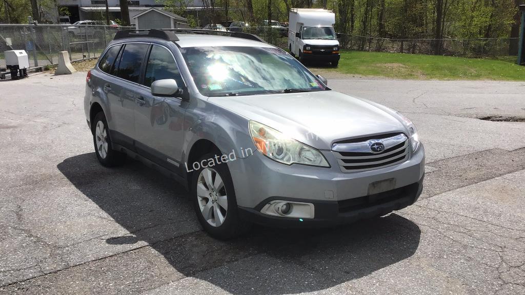 2011 Subaru Outback 2.5i Premium H4, 2.5L